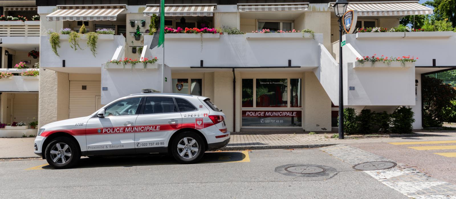 Poste de police municipale de Cologny, chemin de la Mairie 15 Poste de police municipale de Cologny, chemin de la Mairie 15